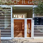 Διαμέρισμα Guesthost - Lovely Near The Beach!
