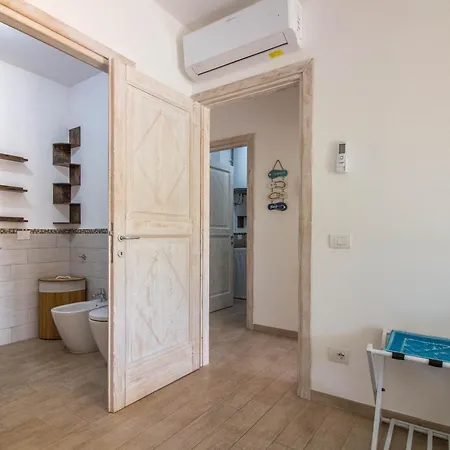 Apartment - Lovely Near The Beach!