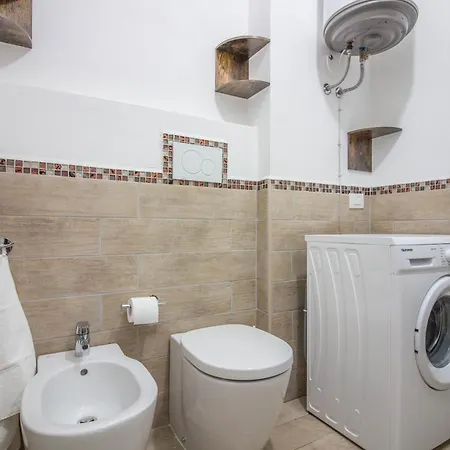 Apartment - Lovely Near The Beach! *